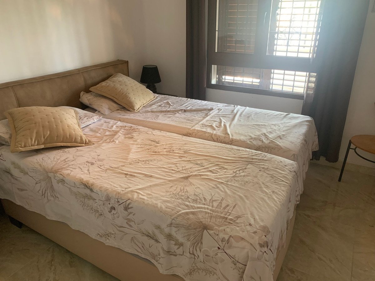 4 Bed Detached Villa in Villamartin
