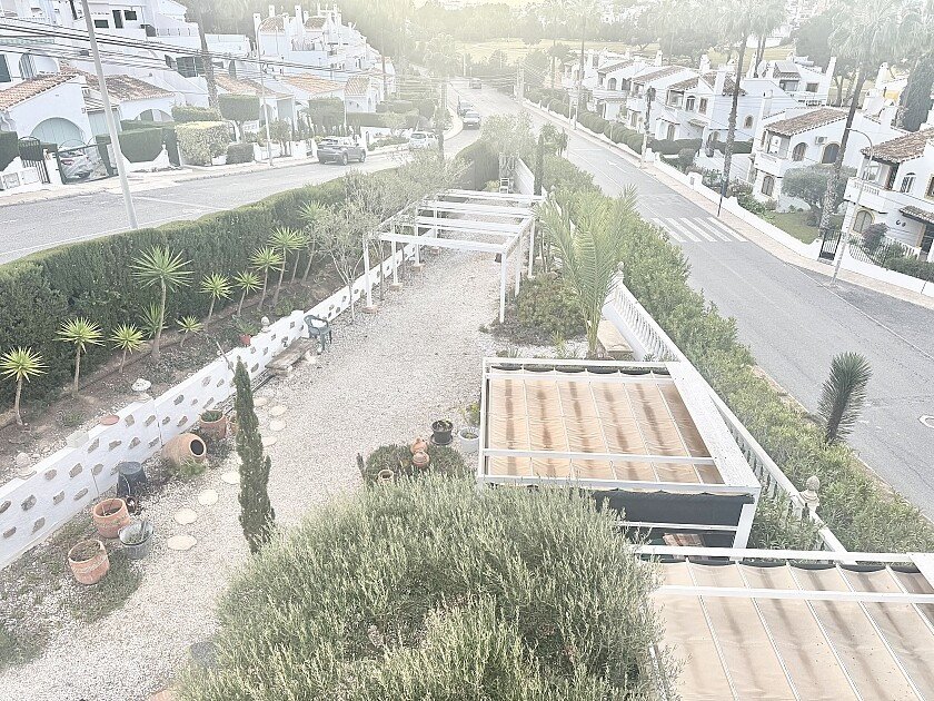 4 Bed Detached Villa in Villamartin