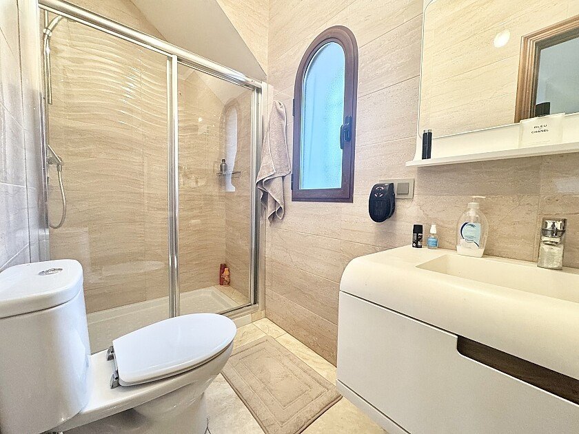 4 Bed Detached Villa in Villamartin
