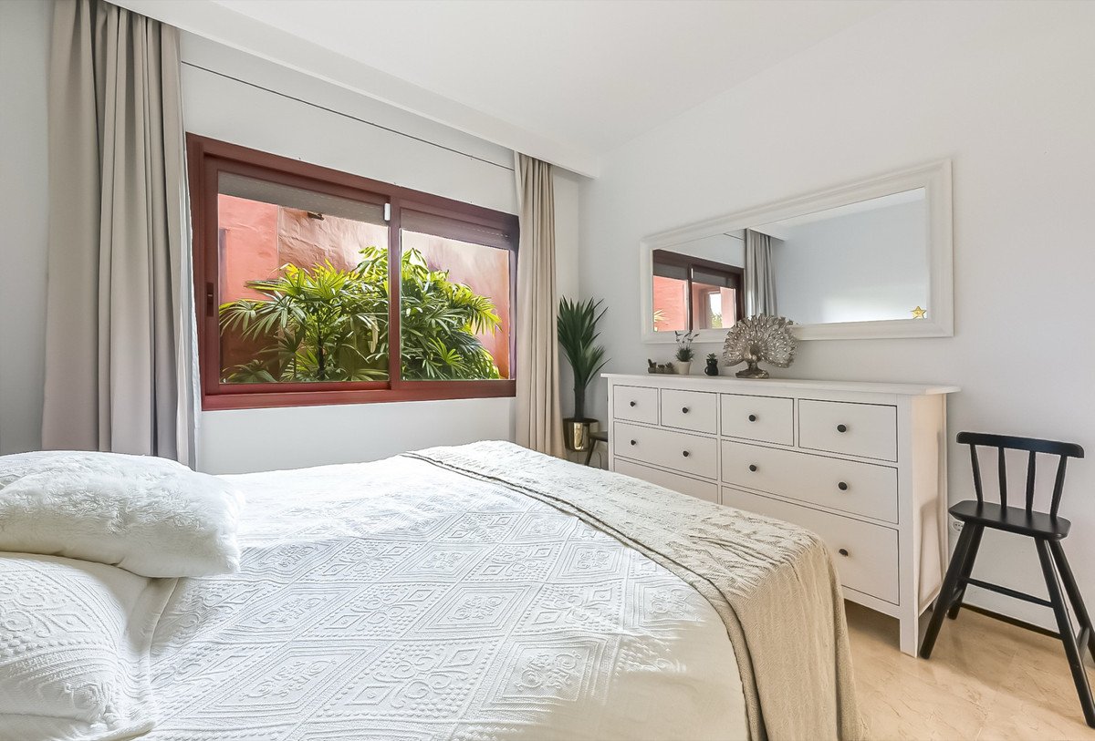 2 Bed Ground Floor Apartment in Estepona