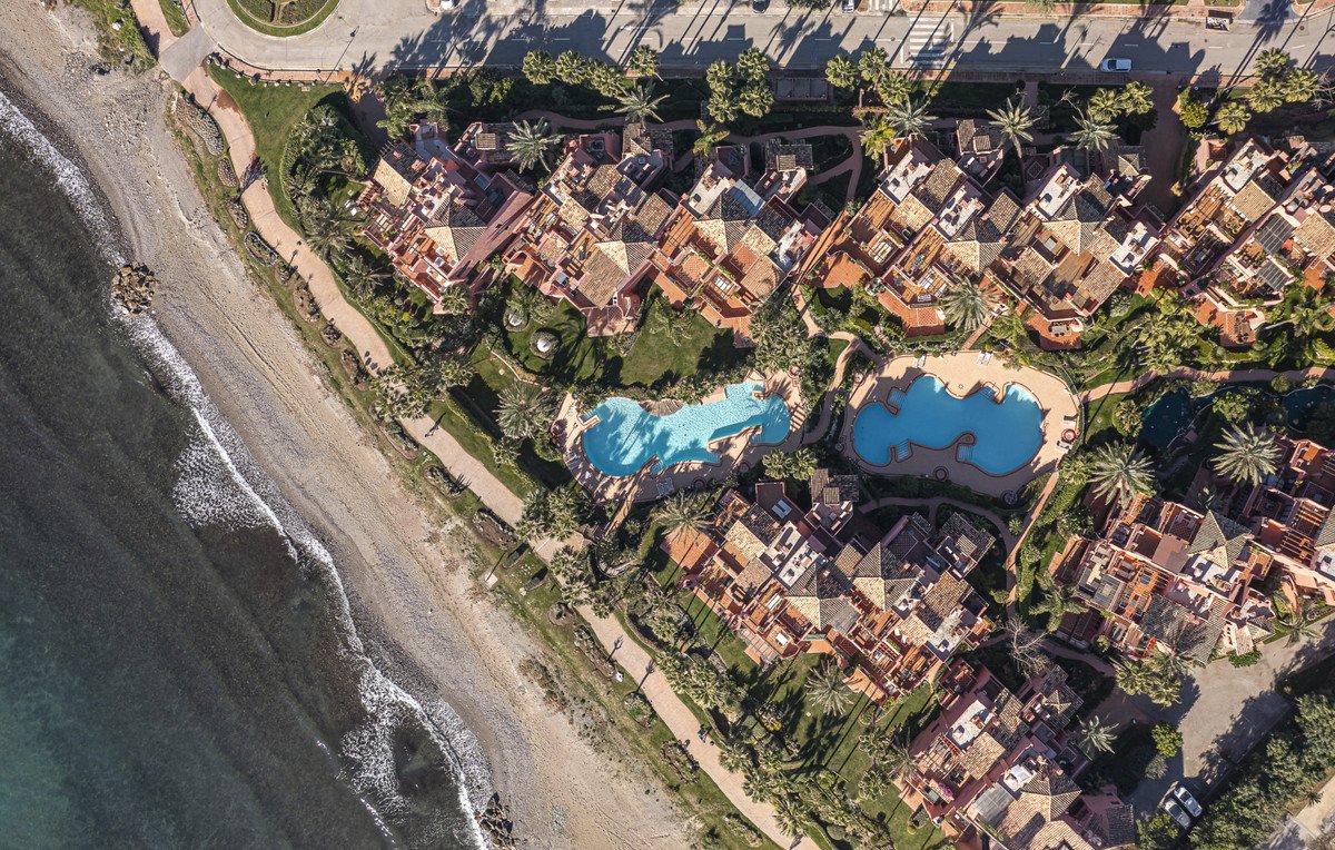 2 Bed Ground Floor Apartment in Estepona