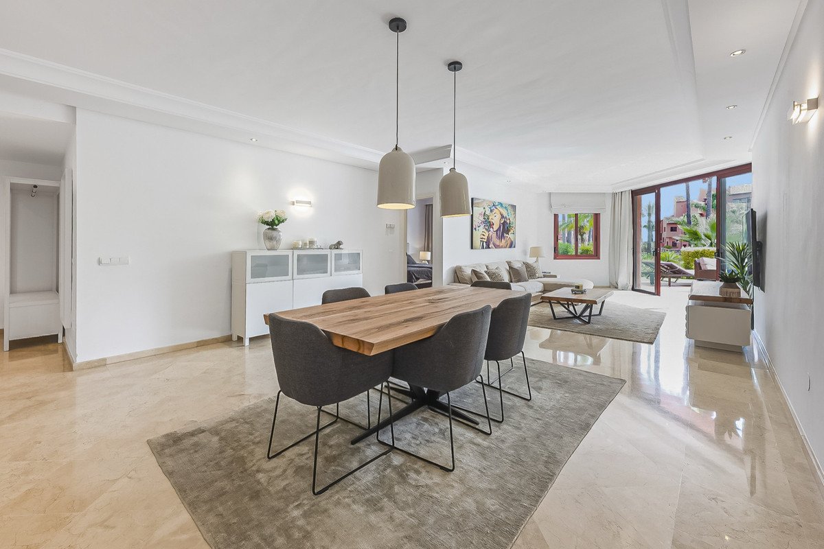2 Bed Ground Floor Apartment in Estepona
