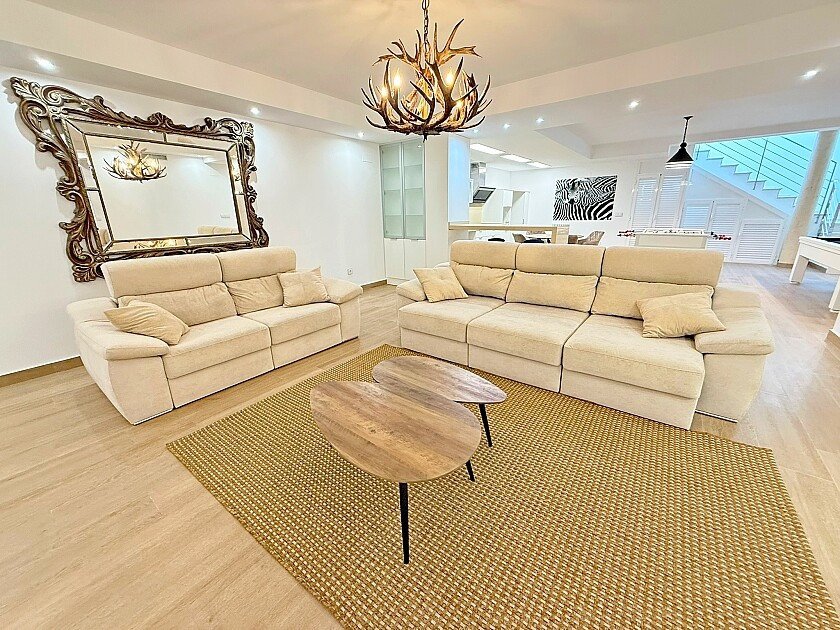 5 Bed Detached Villa in San Miguel de Salinas