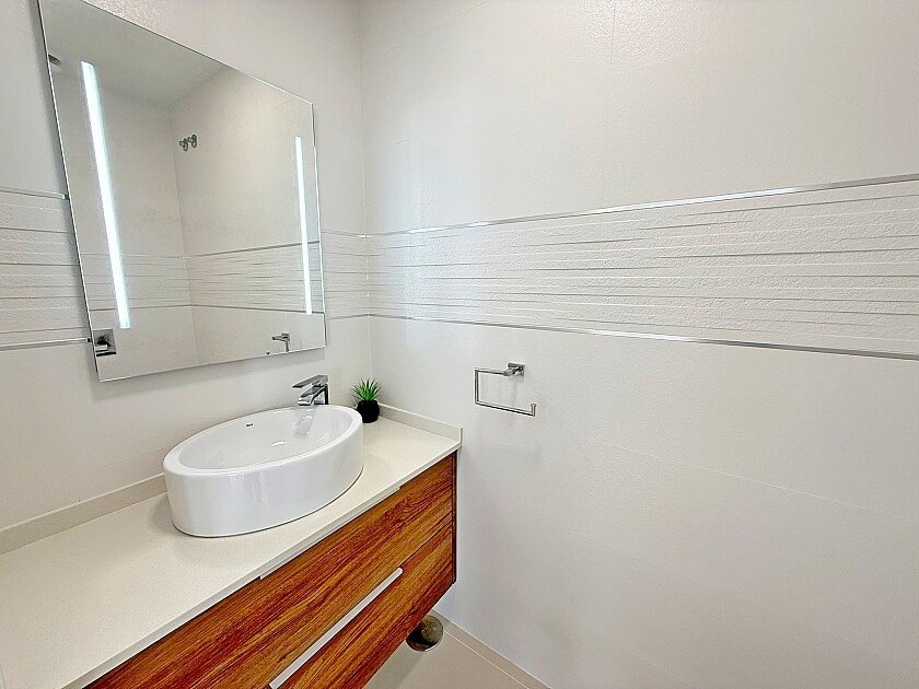 5 Bed Detached Villa in San Miguel de Salinas