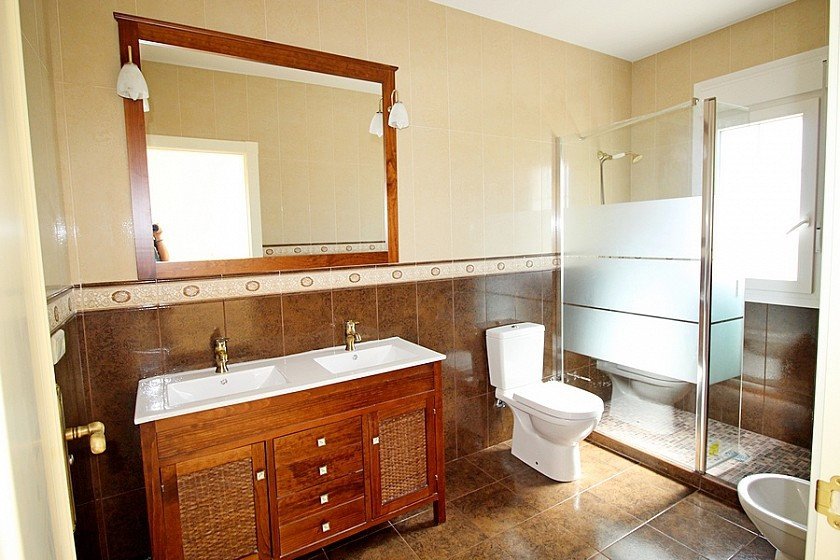 5 Bed Detached Villa in Cabo Roig