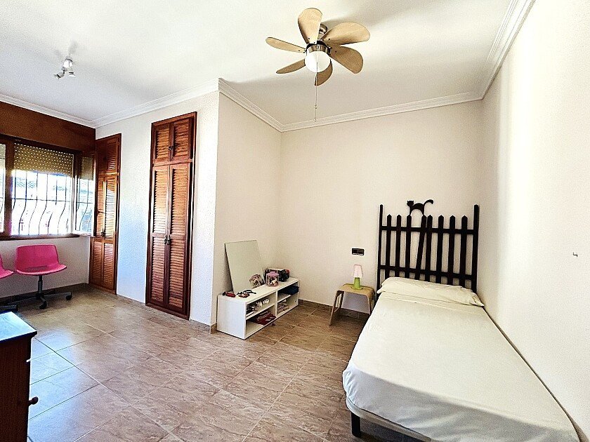 10 Bed Detached Villa in Dehesa de Campoamor