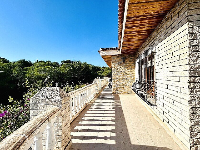 10 Bed Detached Villa in Dehesa de Campoamor