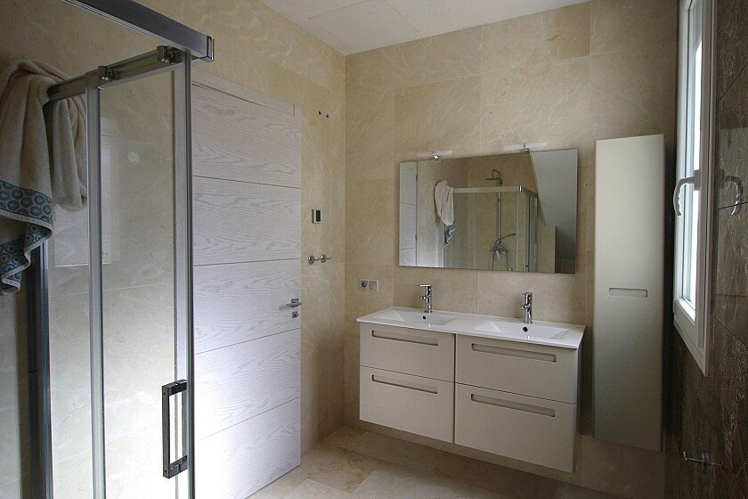 5 Bed Detached Villa in La Zenia