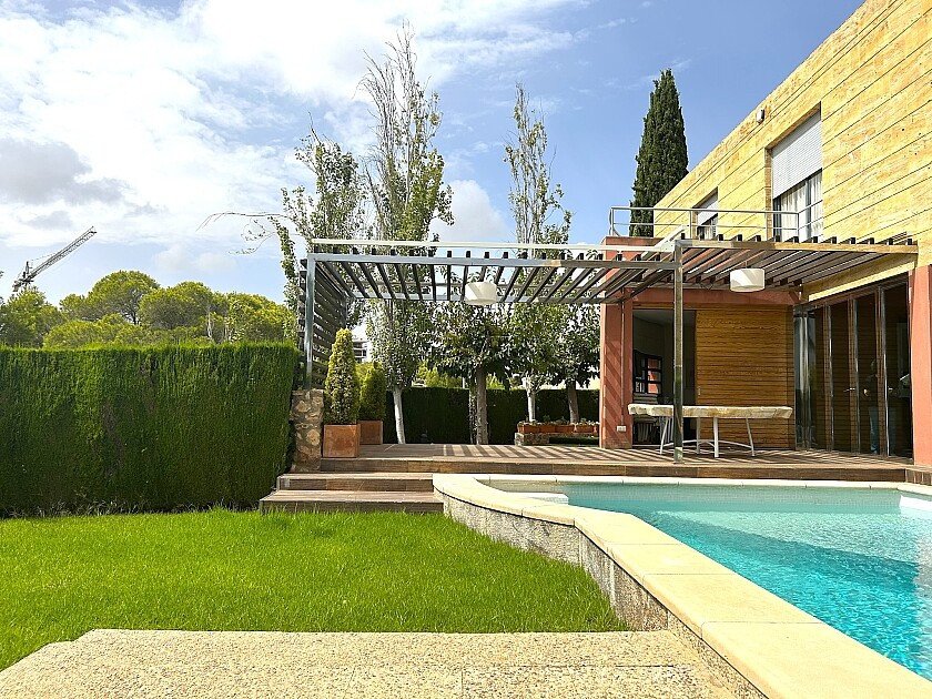 4 Bed Detached Villa in Dehesa de Campoamor