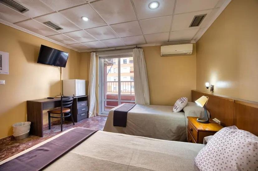 25 Bed Hotel in Torrevieja
