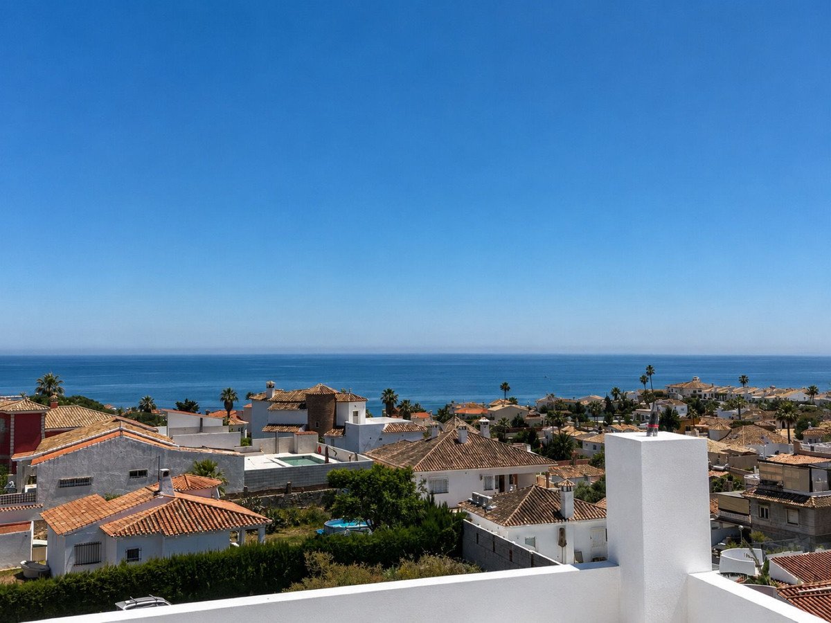 4 Bed Detached Villa in El Faro