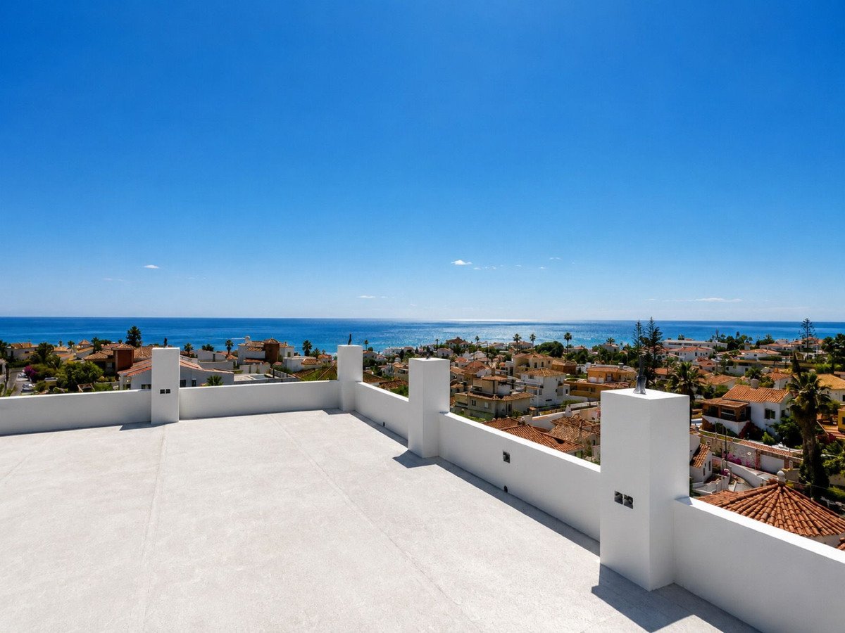 4 Bed Detached Villa in El Faro