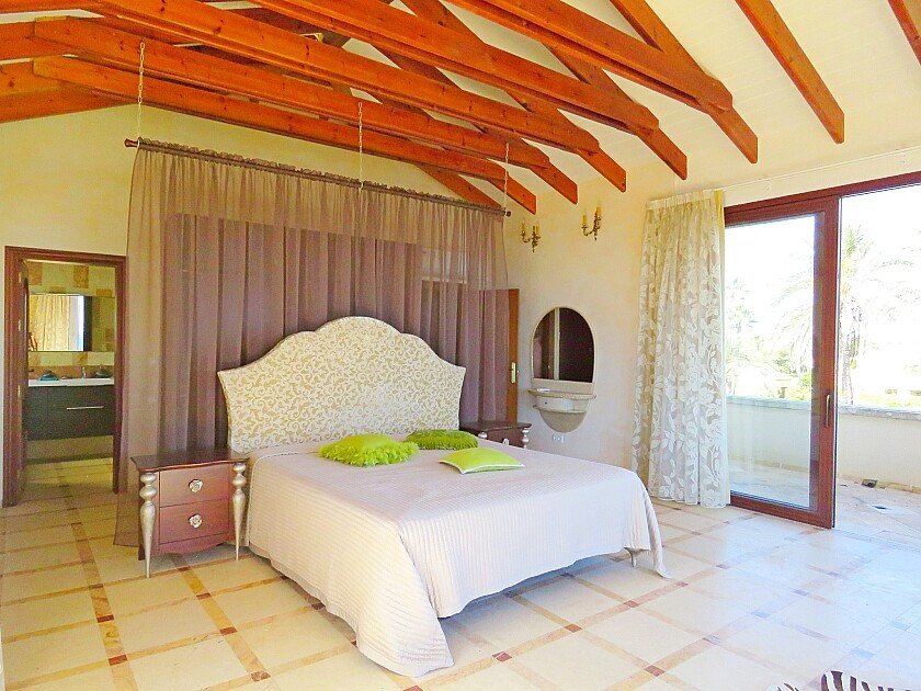 7 Bed Detached Villa in Cabo Roig