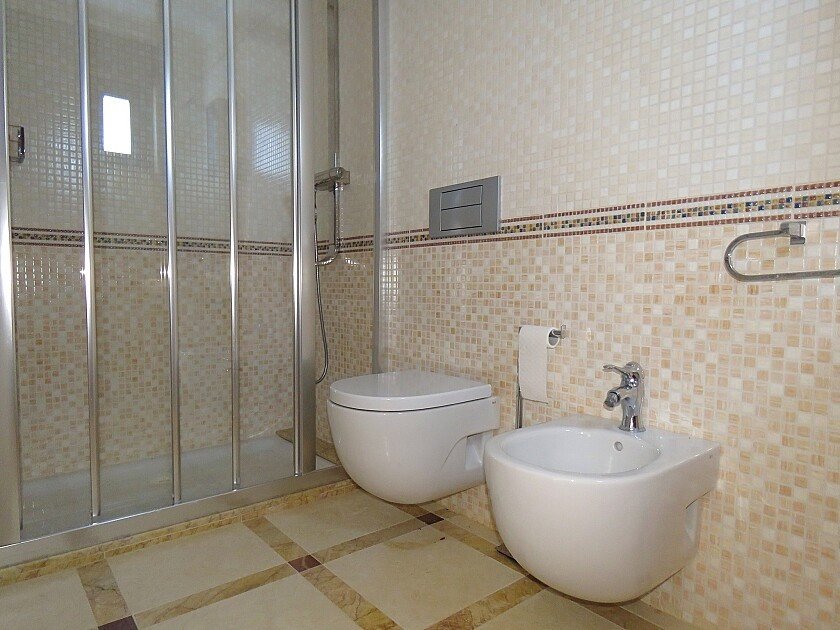 7 Bed Detached Villa in Cabo Roig