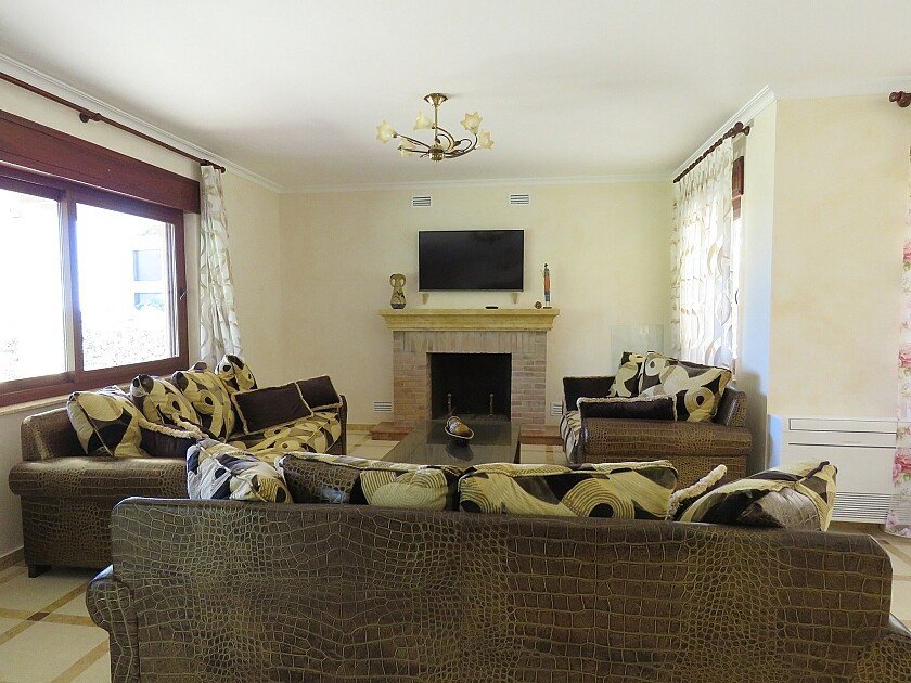 7 Bed Detached Villa in Cabo Roig