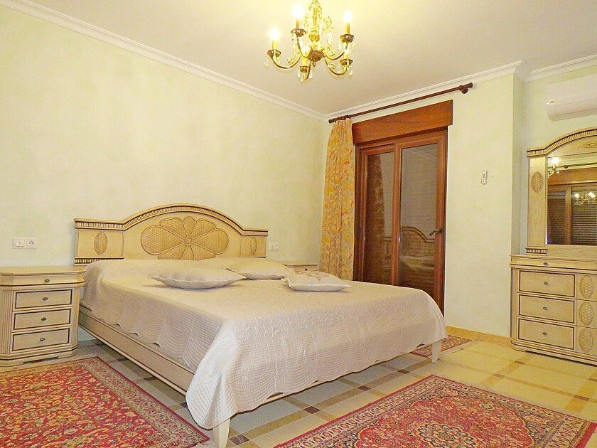 7 Bed Detached Villa in Cabo Roig