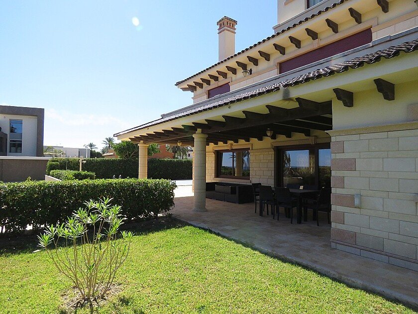 7 Bed Detached Villa in Cabo Roig