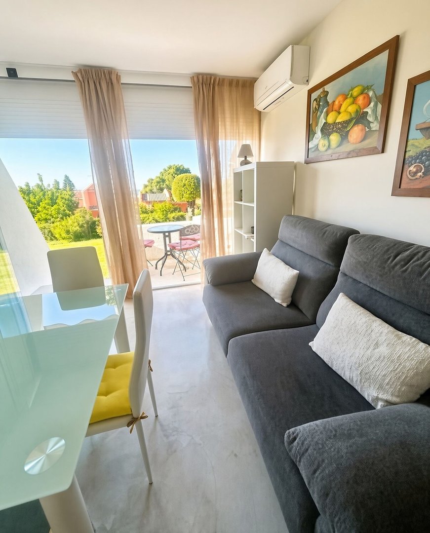 1 Bed Ground Floor Apartment in Estepona