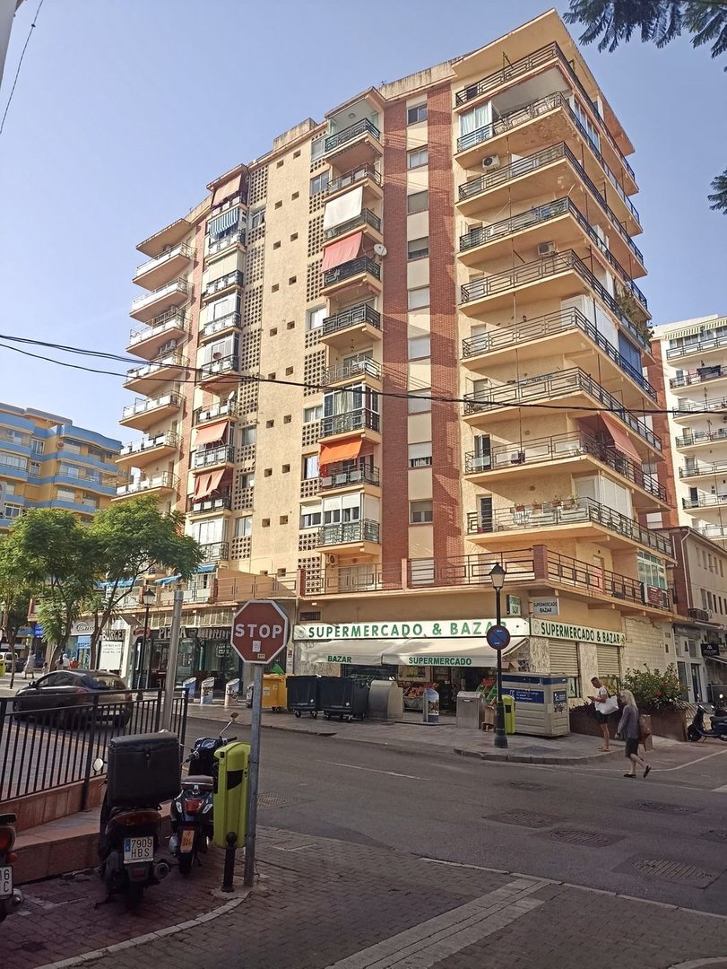 3 Bed Middle Floor Apartment in Fuengirola