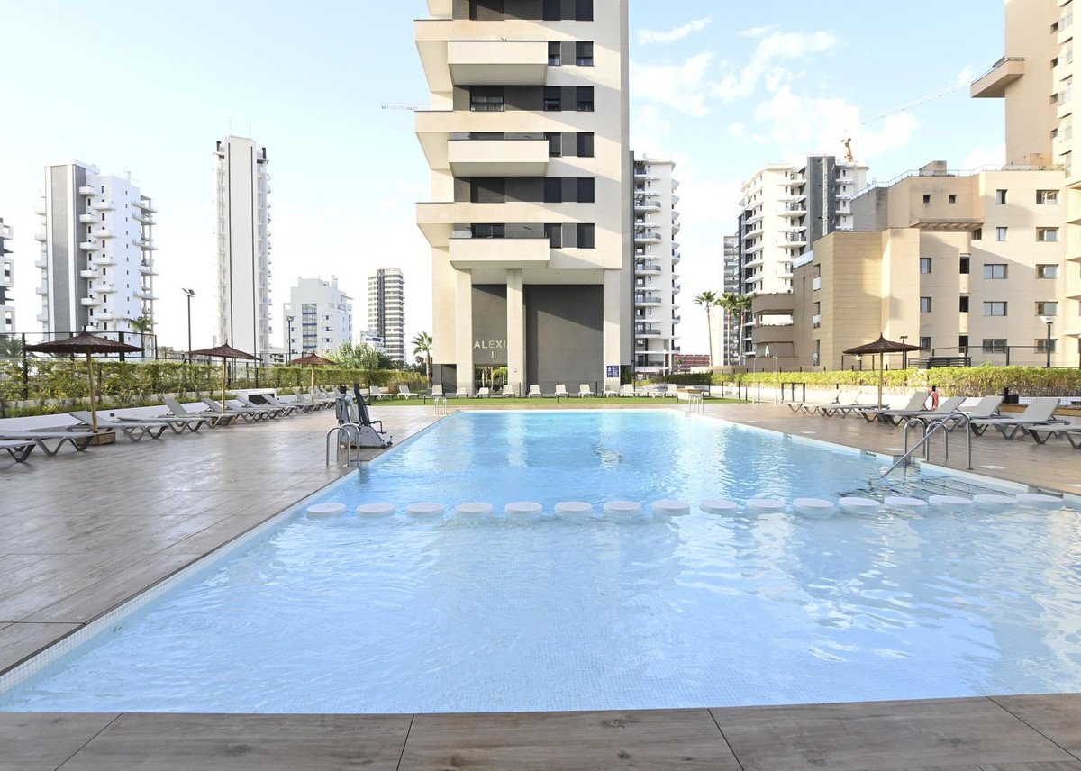 2 Bed Middle Floor Apartment in Calpe