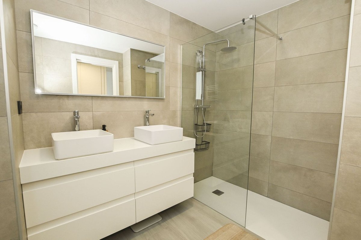2 Bed Middle Floor Apartment in Calpe