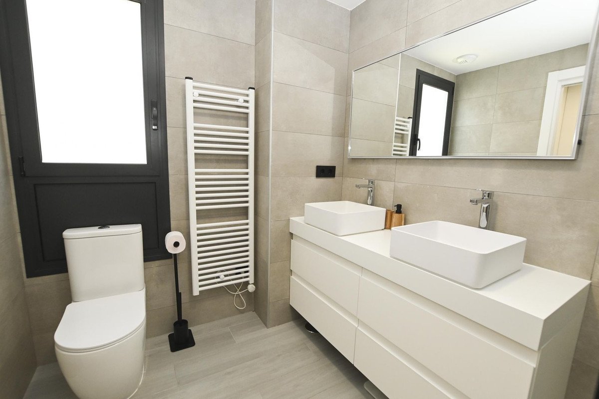 2 Bed Middle Floor Apartment in Calpe
