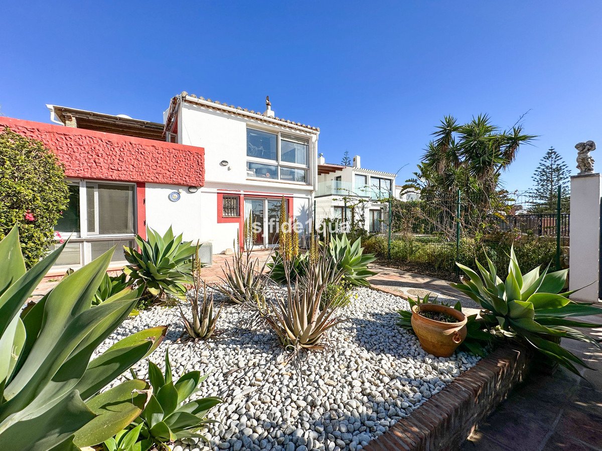 3 Bed Detached Villa in Estepona