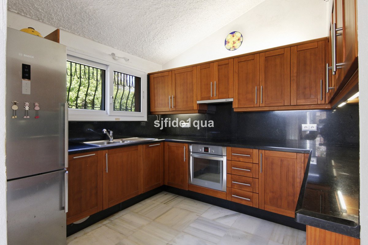 3 Bed Detached Villa in Estepona