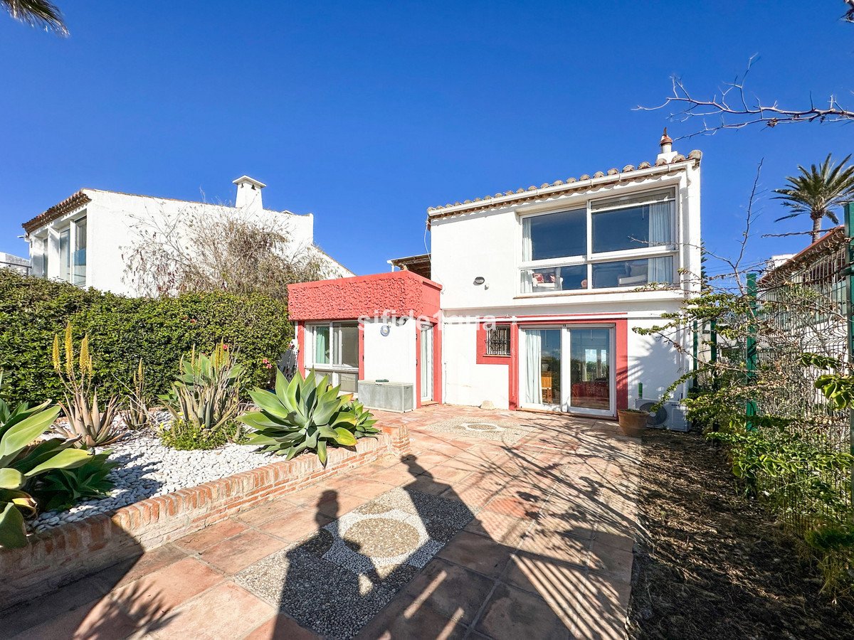 3 Bed Detached Villa in Estepona