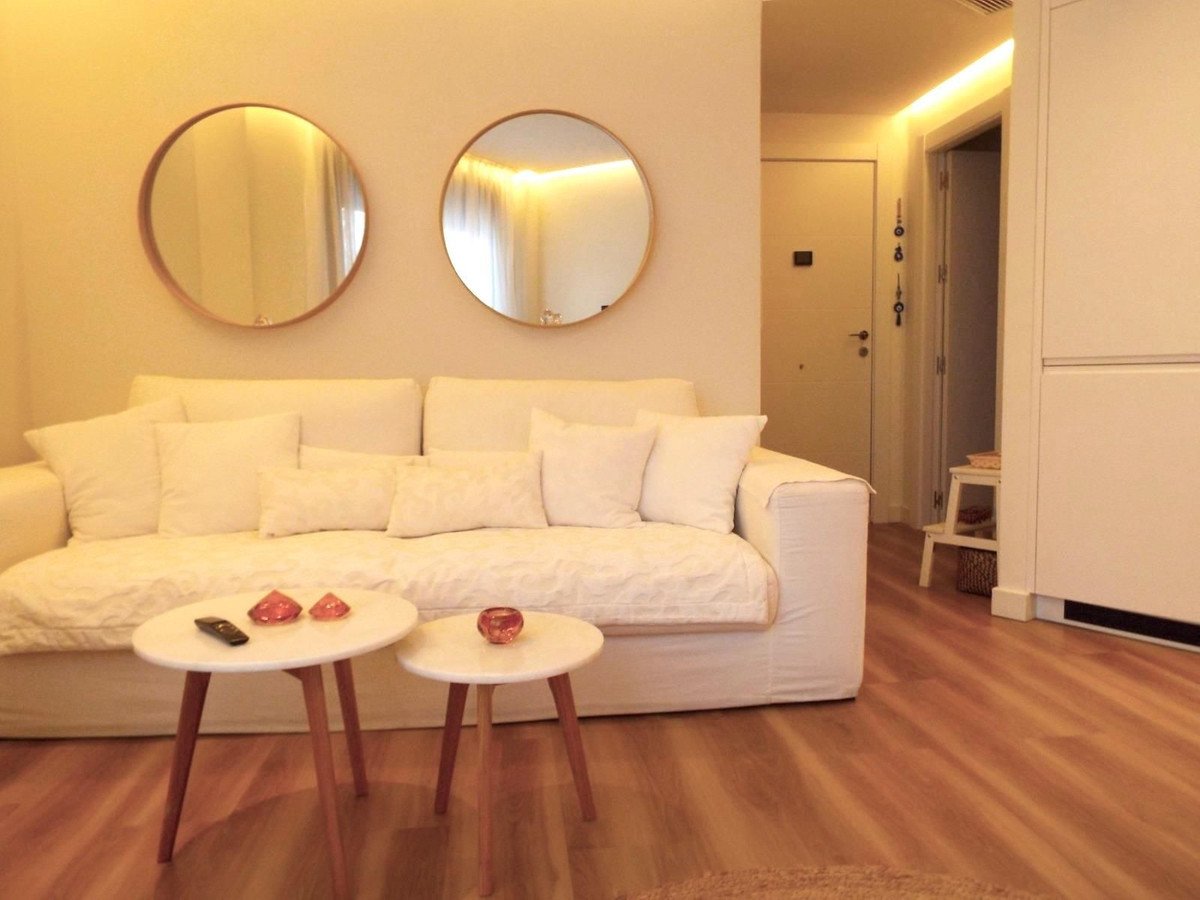 1 Bed Middle Floor Apartment in Estepona