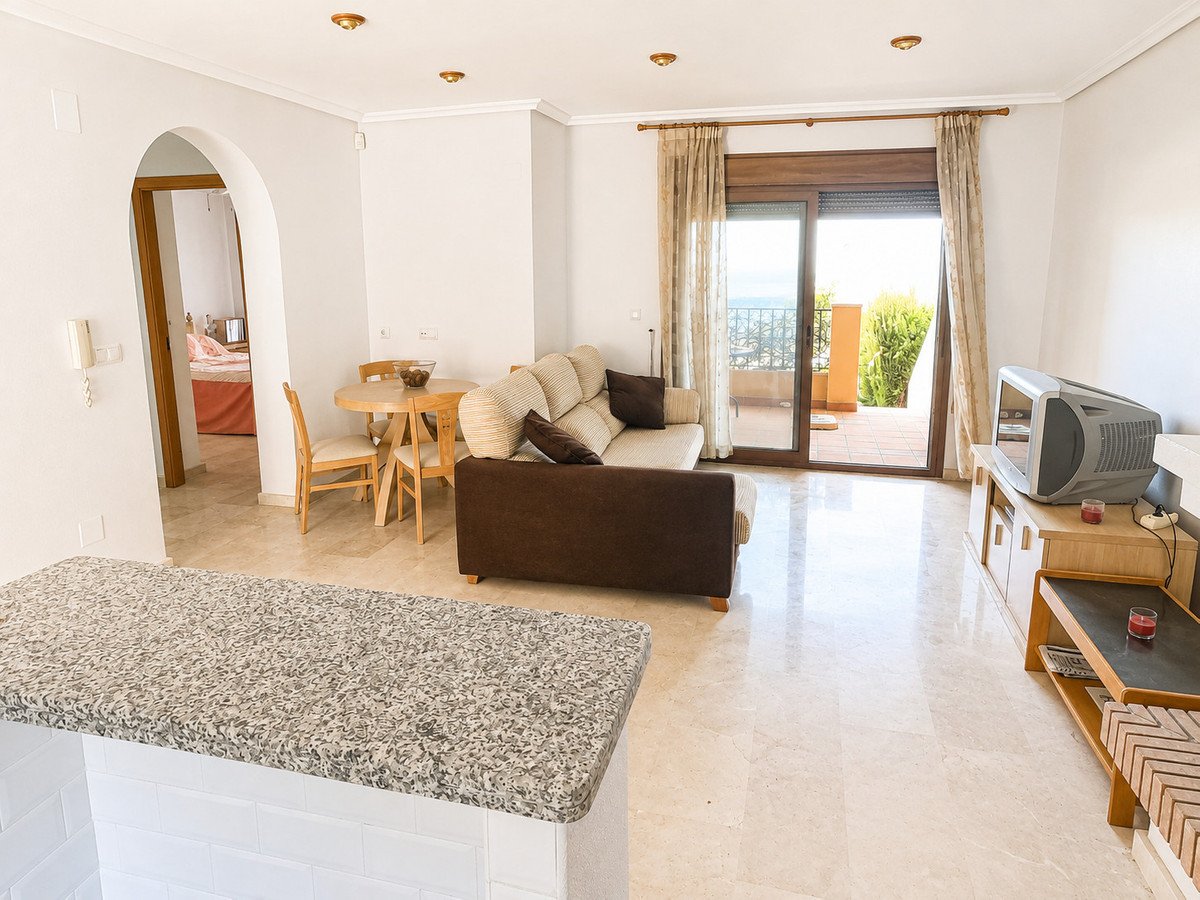 2 Bed Ground Floor Apartment in Algorfa