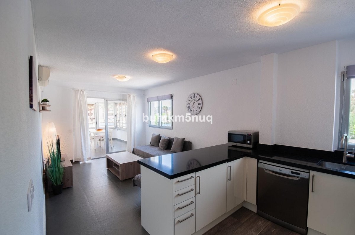 2 Bed Middle Floor Apartment in Calpe