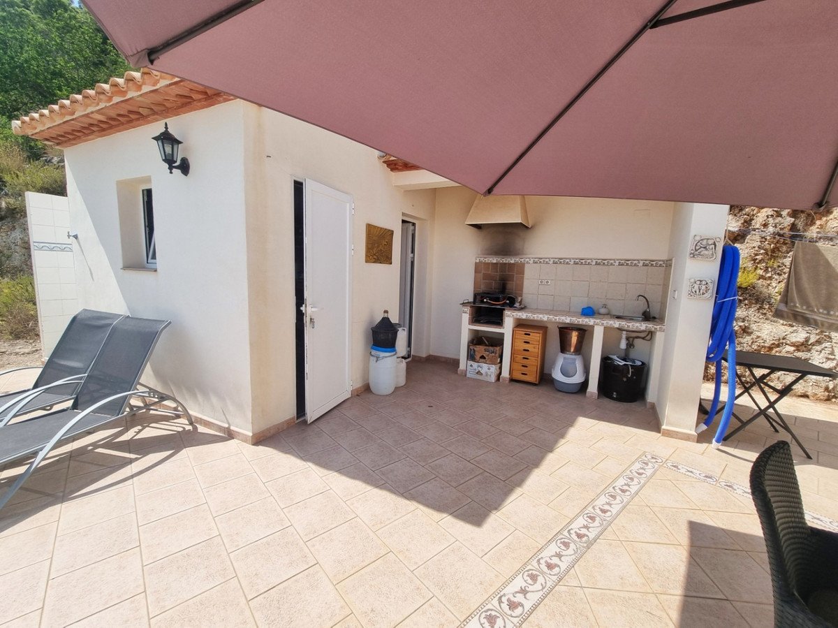 2 Bed Detached Villa in Pego