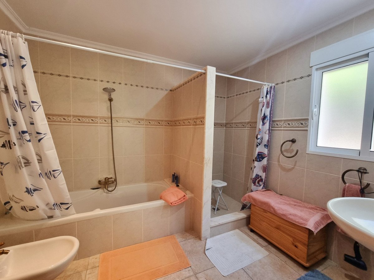 2 Bed Detached Villa in Pego