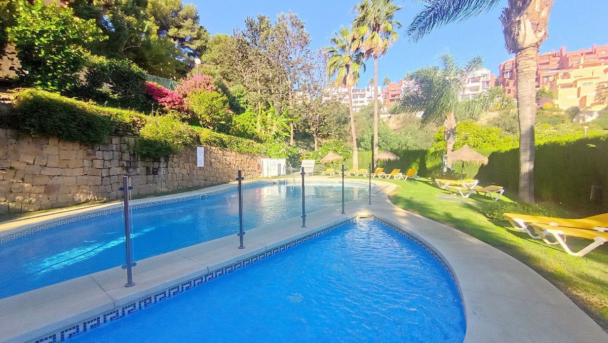 2 Bed Penthouse Duplex in Calahonda