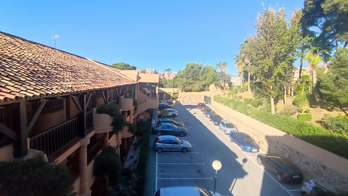 2 Bed Penthouse Duplex in Calahonda
