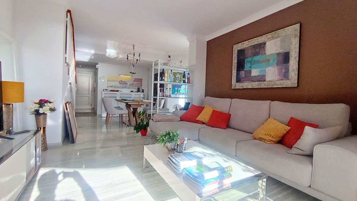 2 Bed Penthouse Duplex in Calahonda