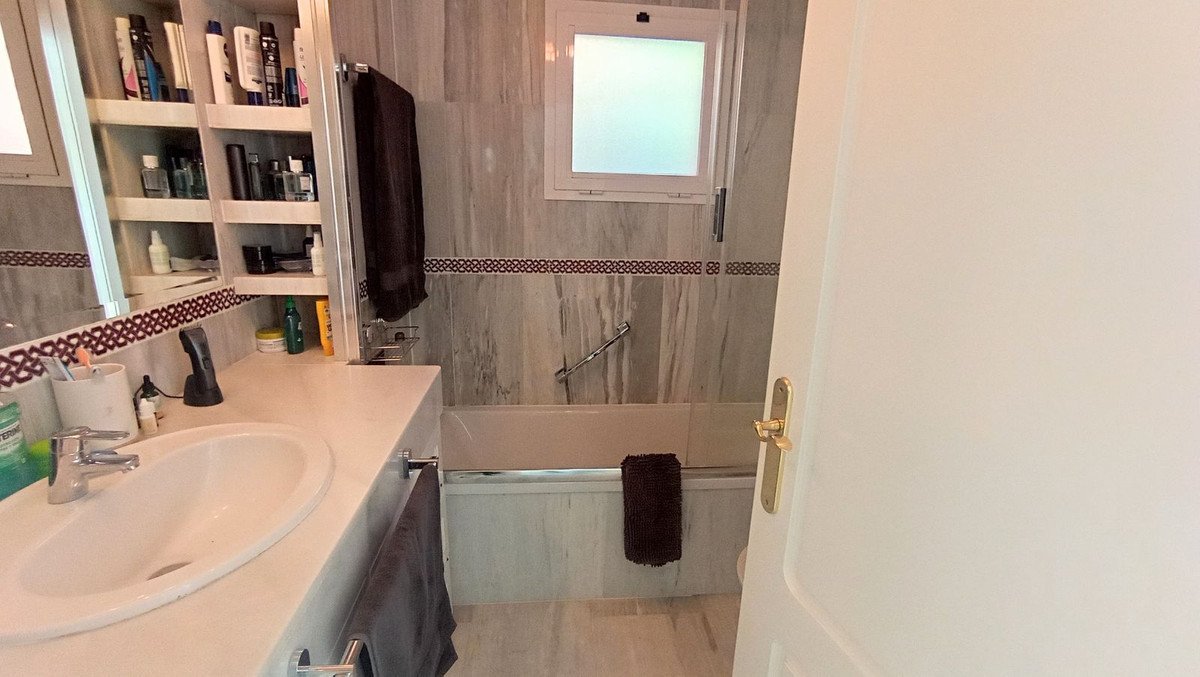 2 Bed Penthouse Duplex in Calahonda
