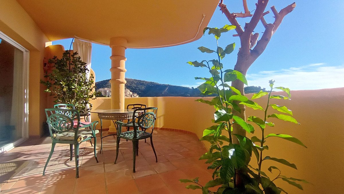 2 Bed Penthouse Duplex in Calahonda
