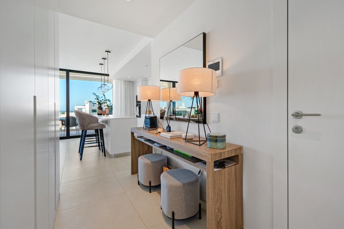 3 Bed Middle Floor Apartment in Fuengirola
