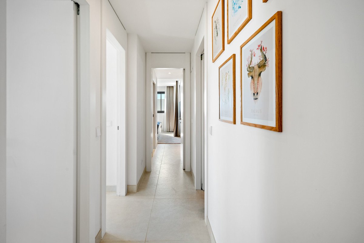 3 Bed Middle Floor Apartment in Fuengirola