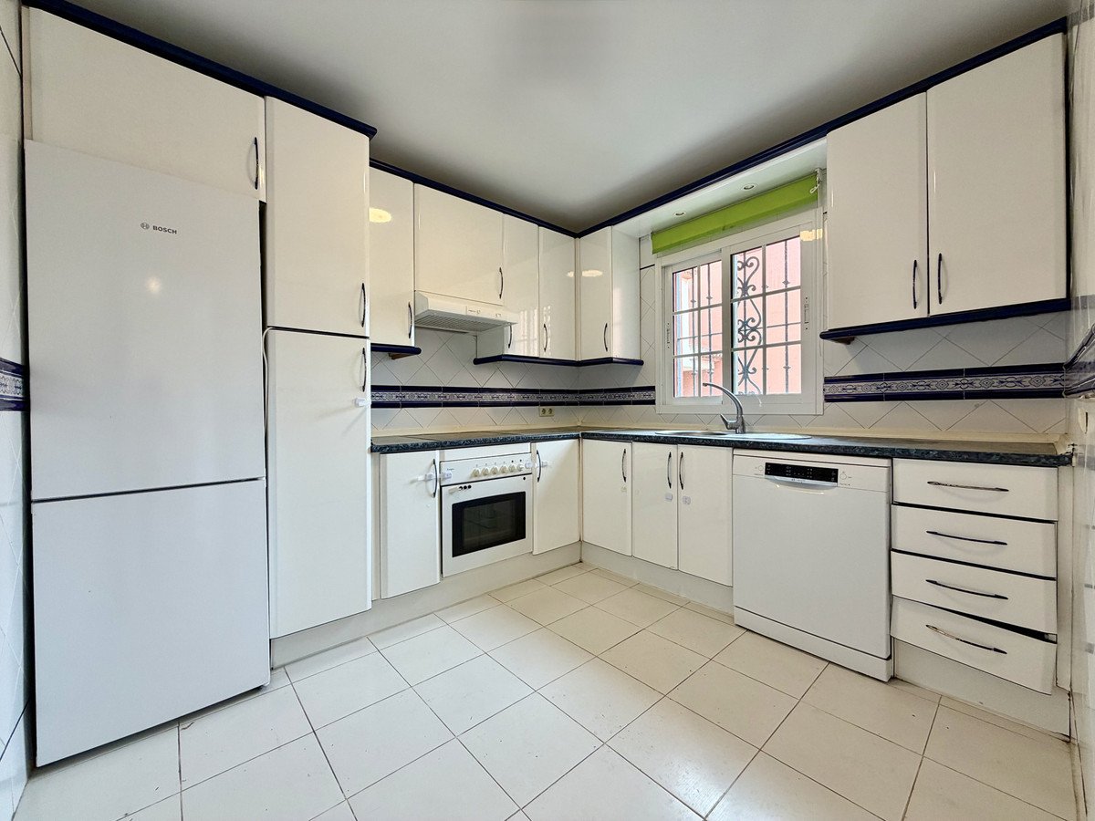 2 Bed Townhouse in Estepona