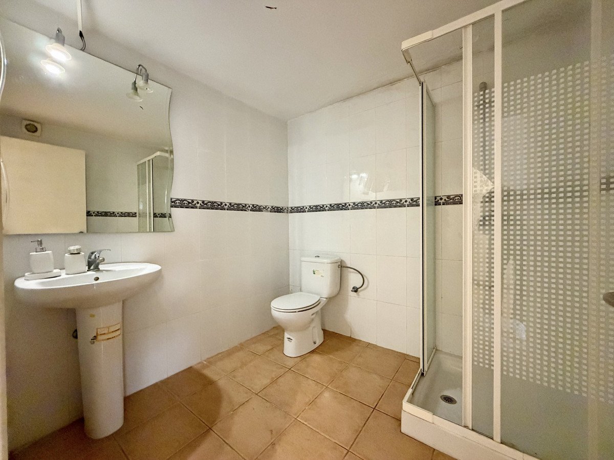 2 Bed Townhouse in Estepona