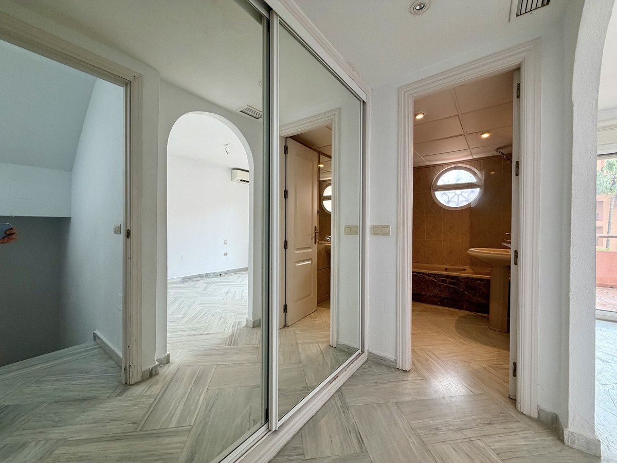 2 Bed Townhouse in Estepona