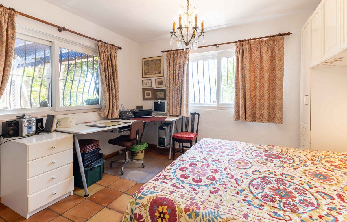 5 Bed Detached Villa in Mijas
