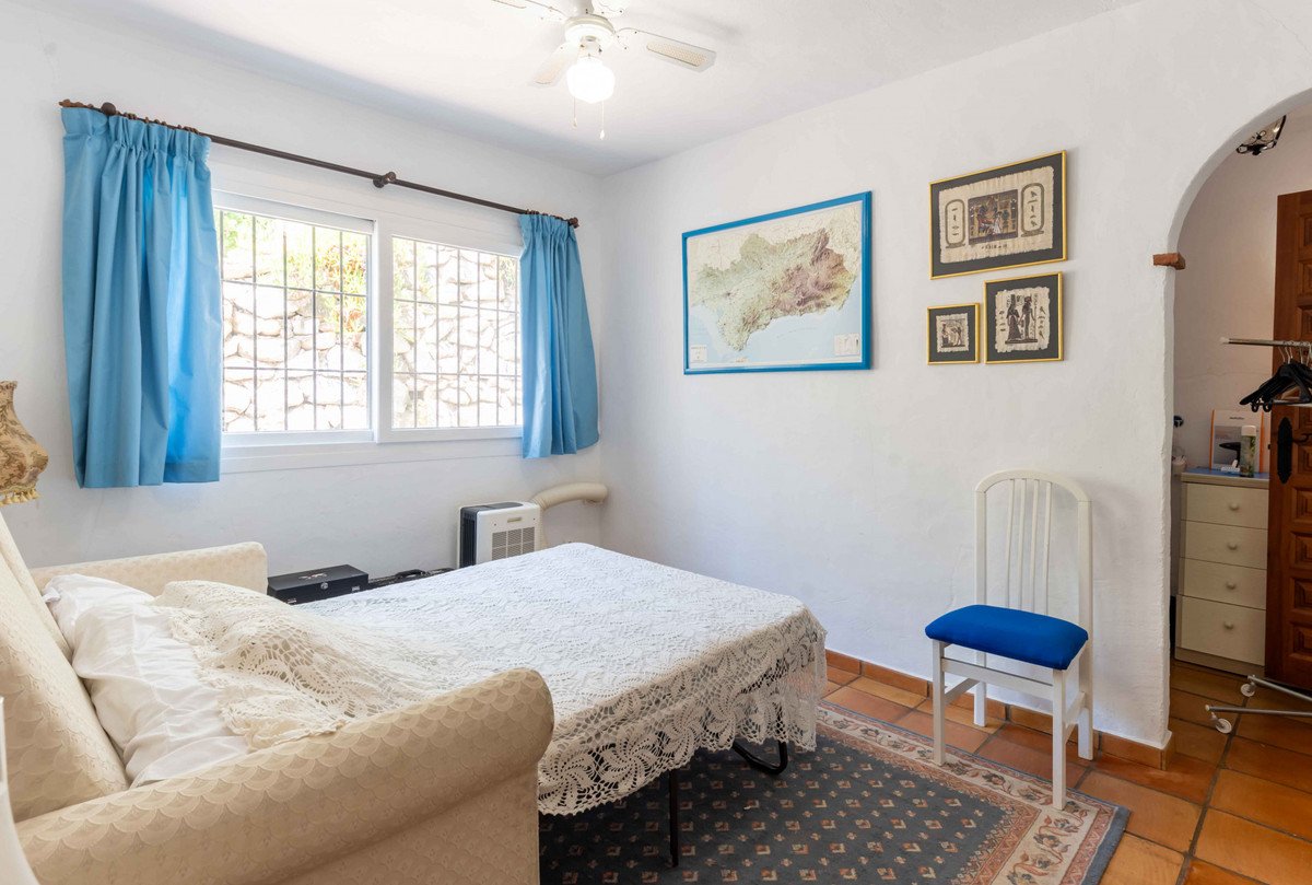 5 Bed Detached Villa in Mijas