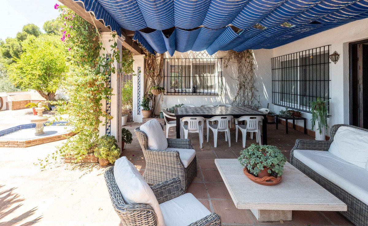 5 Bed Detached Villa in Mijas
