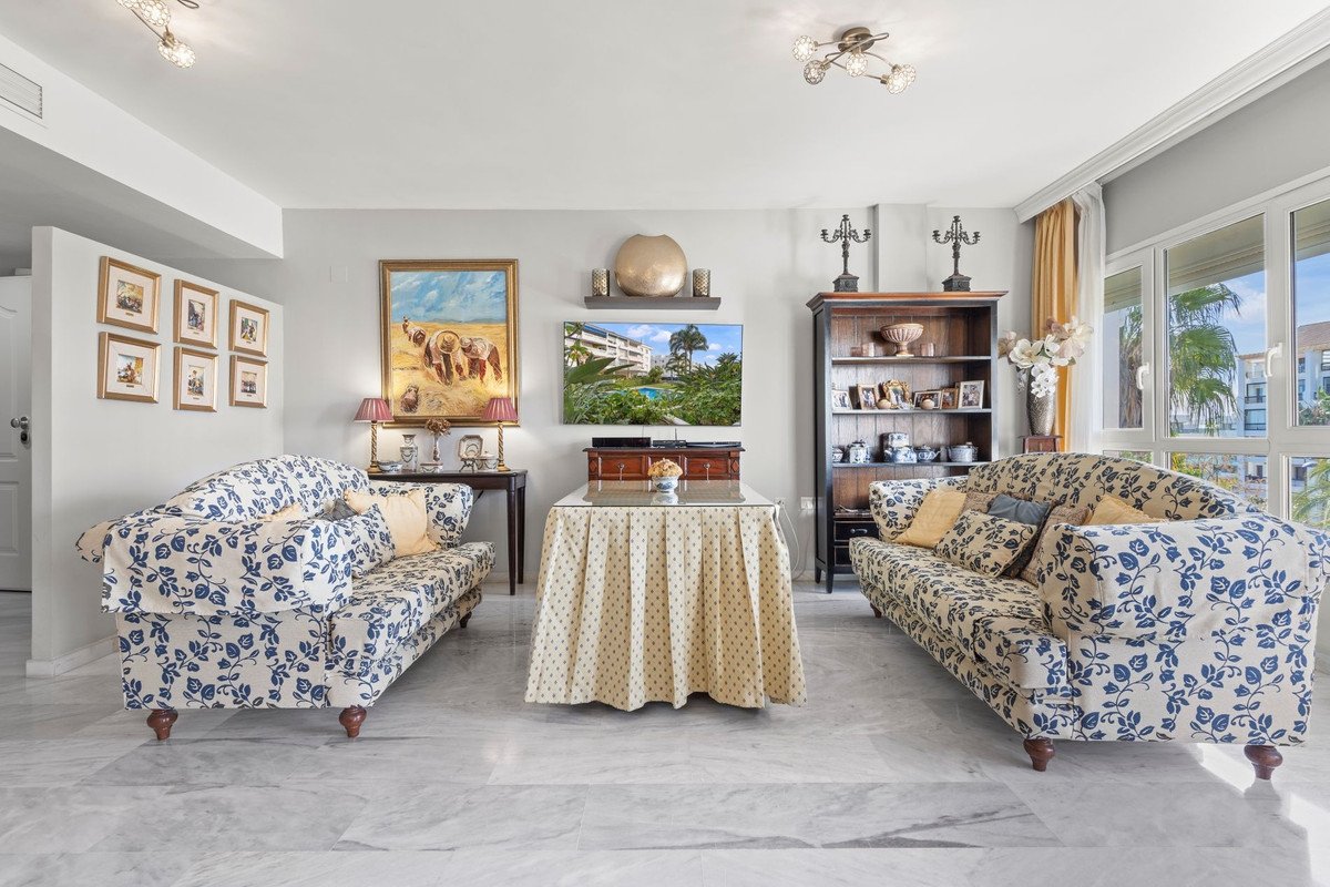 4 Bed Penthouse in San Pedro de Alcántara