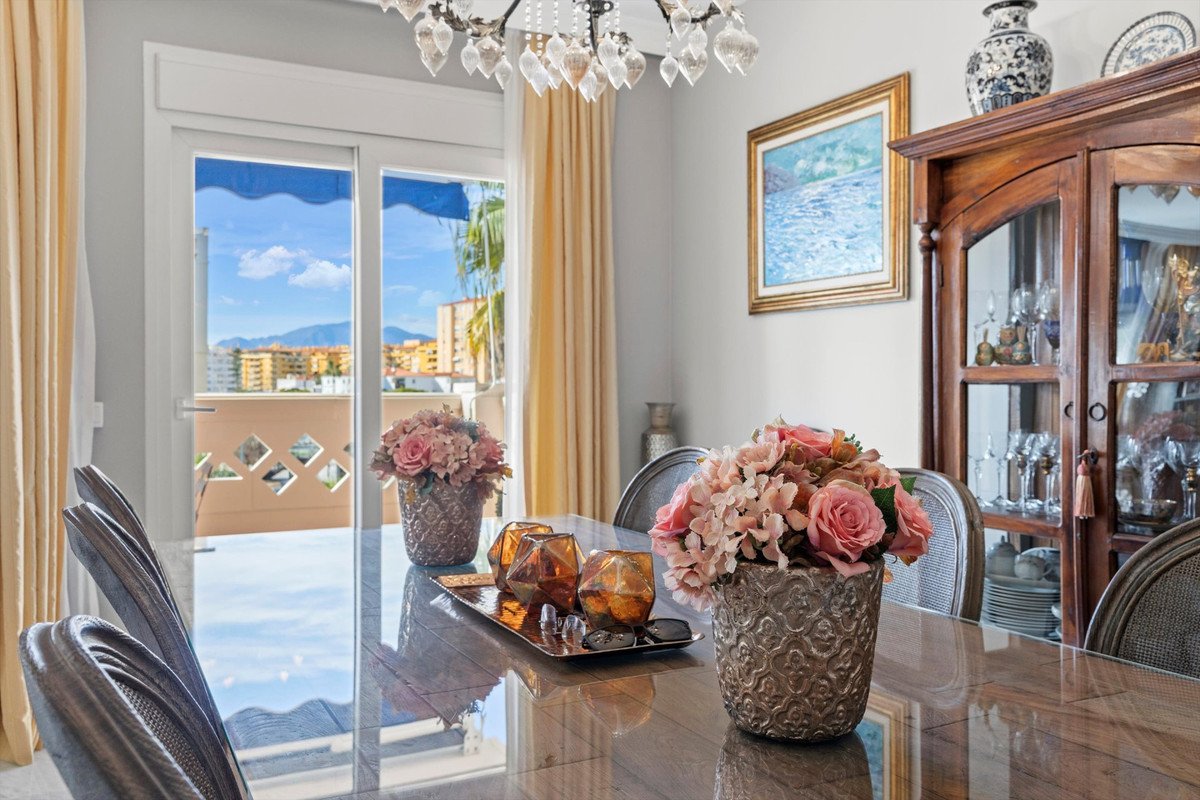 4 Bed Penthouse in San Pedro de Alcántara