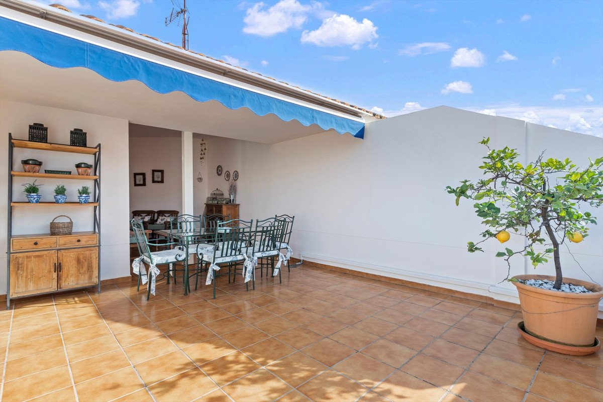 4 Bed Penthouse in San Pedro de Alcántara